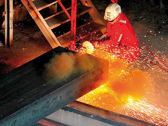 کاهش 17 درصدی صادرات فولادسازان لیدر ایرانی