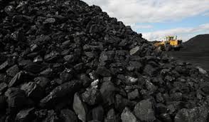 پیمانکاران مسبب به خطر افتادن جان کارگران معادن ذغال سنگ هستند/ کارگر باید کار ناایمن را تعطیل کند