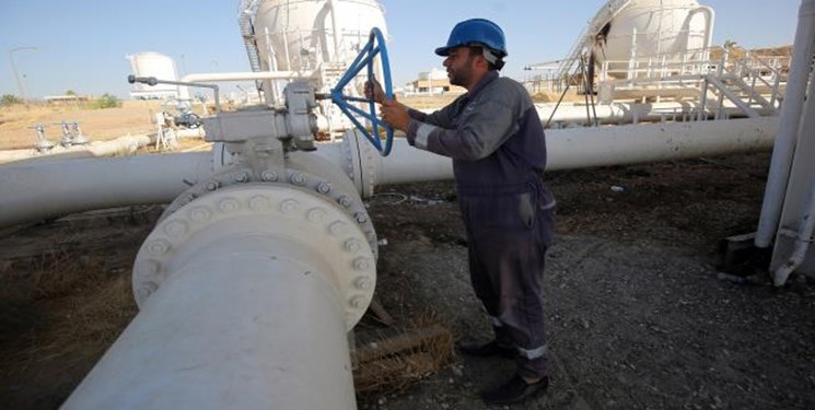 عراق به تعهداتش در مورد کاهش تولید نفت پای‌بند است