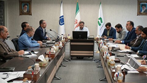 جلسه ارزیابی عملکرد ۶ ماهه منتهی به ۳۱ شهریور ۱۴۰۲ شرکت فرآورده‌های نسوز ایران برگزار شد