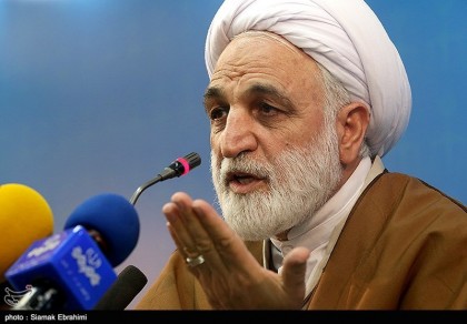 رئیس بانک مرکزی مورد تحقیق قرار گرفت، اما بازداشت نشد