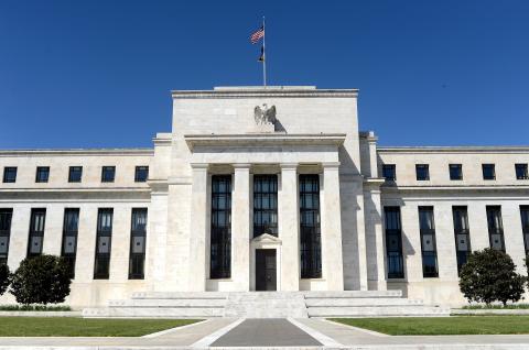 فدرال رزرو در دو راهی سخت افزایش یا عدم افزایش نرخ بهره
