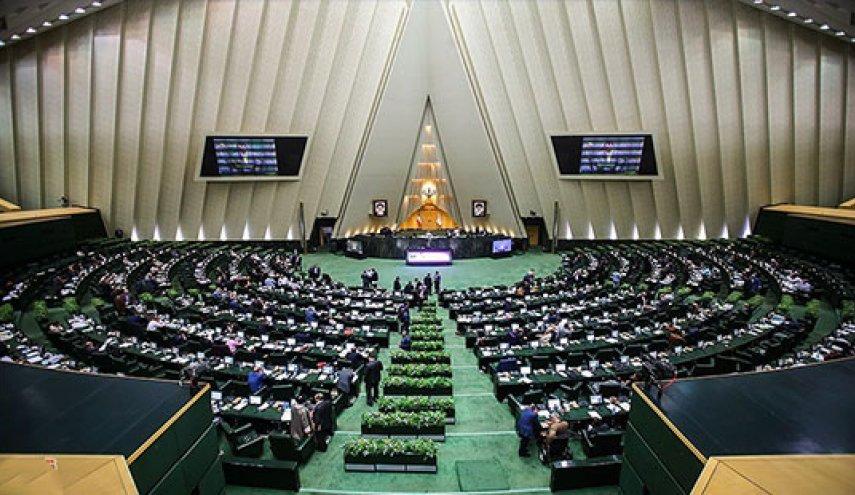 استعفای دسته‌‌جمعی نمایندگان اصفهان