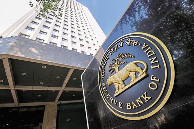 تصمیم بانک مرکزی هند برای کاهش سود/تلاش برای رسیدن به بهره خنثی
