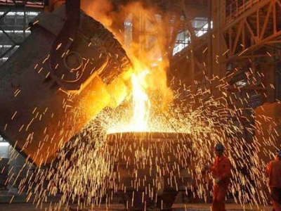 آغاز بهره برداری 100 هزار تن آهن اسفنجی فولاد راور با اشتغال 350 نفری تا پایان شهریور/ پروژه ذوب فولاد راور در فاز 2 در دستور کار قرار گرفته است