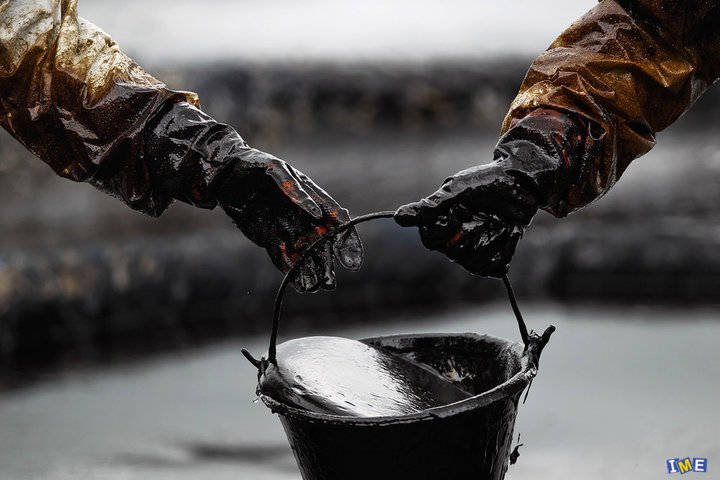بازار نفت تا پایان ۲۰۱۹ متعادل می‌شود