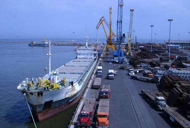 توسعه تجارت دریایی ایران و قطر