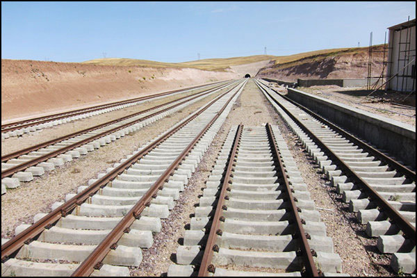ضرورت تسریع ساخت خطوط فرعی راه‌آهن با اولویت توجیه اقتصادی بیشتر