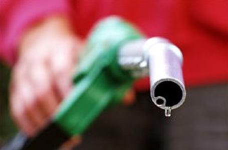انحراف‌هایی در استاندارد بنزین‌ توزیعی تهران دیده شد