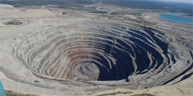 گهر زمین؛ رکوردار استخراج 30 میلیون تن سنگ آهن
