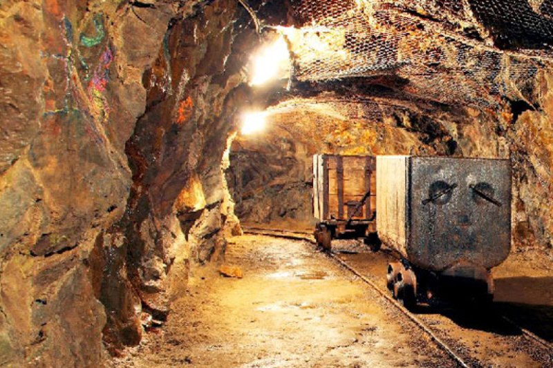 جلسه دولت برای معدنی‌ها