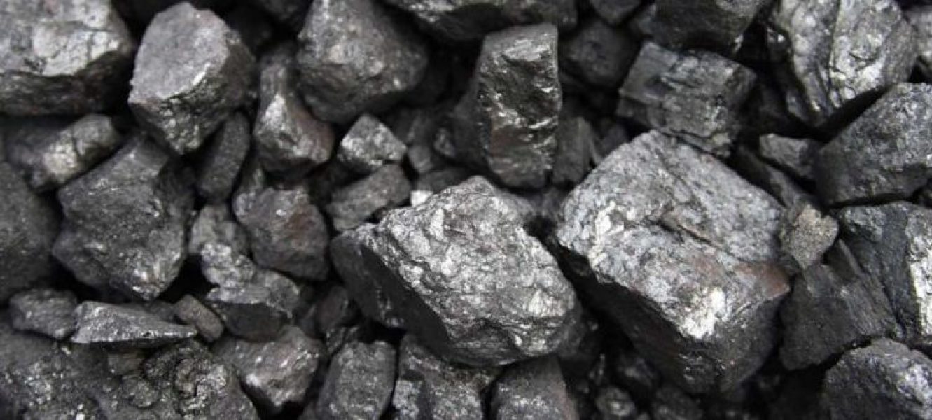 کاهش ۵ دلاری قیمت سنگ آهن در چین