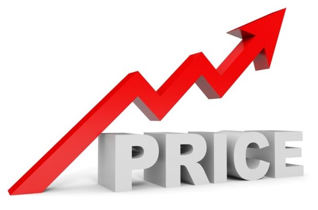 قیمت واقعی کالاها از ارقام کنونی کمتر است/ افزایش قیمت نان و لبنیات علیرغم افت نرخ دلار