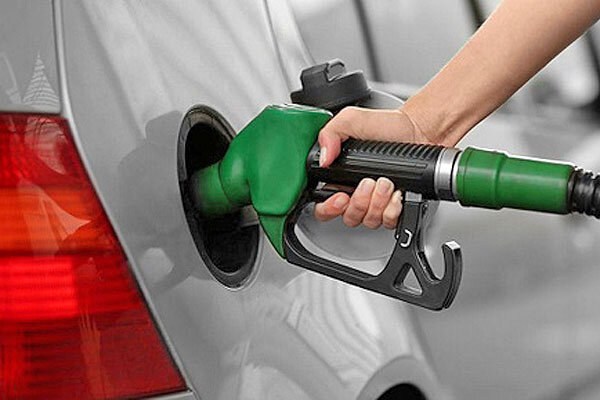 برنامه جدید کاهش ۲۰ میلیون لیتری مصرف روزانه بنزین ایران