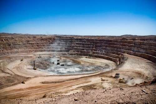 صادرات سالانه مواد معدنی هرمزگان به ۲میلیون تن می‌رسد/ افزایش ۱۳۰۰درصدی هزینه‌های بندری به معادن هرمزگان