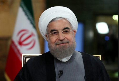 حسن  روحانی وارد شهر جدید هشتگرد شد
