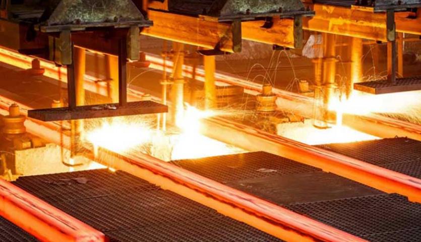 تولید فولاد چین به مرز یک میلیارد تن رسید