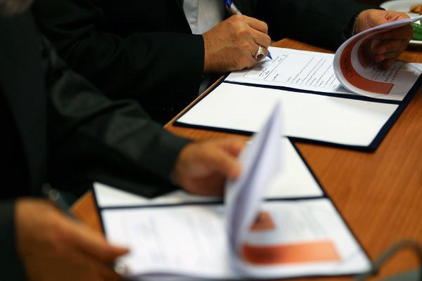 شرکت گاز سمنان و دانشگاه آزاد تفاهم‌نامه همکاری امضا کردند