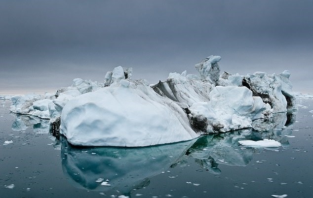 قطب شمال گرم‌ترین تابستان خود را پشت سر گذاشت/ ذوب بی‌سابقه یخ‌های قطبی در گرینلند