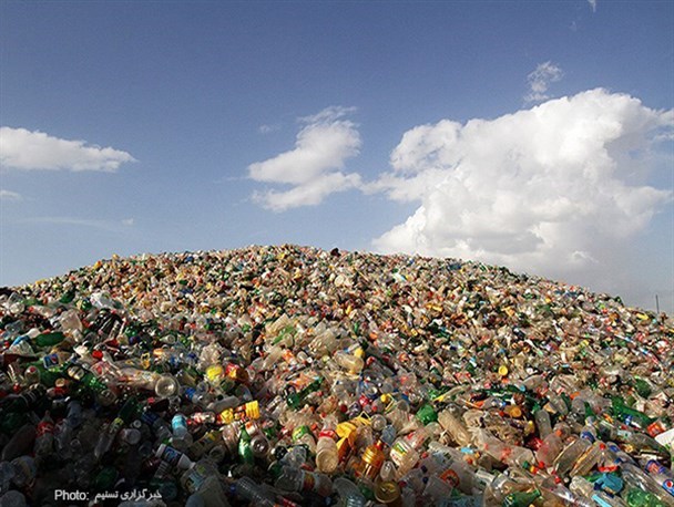 تصاویر/ روز زمین پاک-کارگاه بازیافت ضایعات در همدان