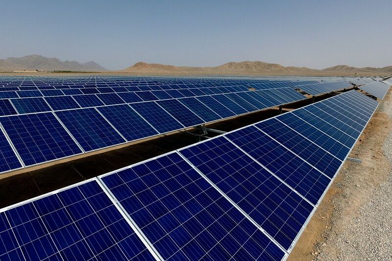 سرمایه‌گذاری ۱۴هزاری برای ساخت نیروگاه‌های خورشیدی
