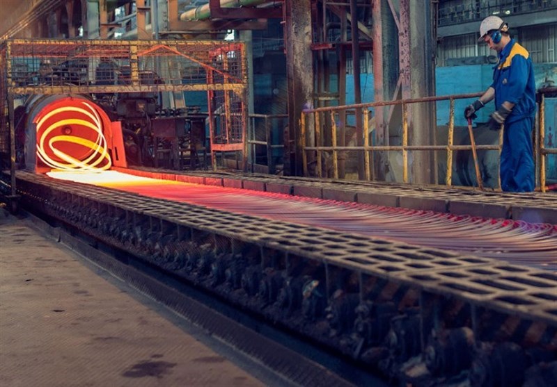 گروه ملی فولاد ایران رکورد ۵ ساله را در سال جهش تولید شکست/ تولید کلاف آجدار سایز ۶ در کارخانه نورد میلگرد و مفتول