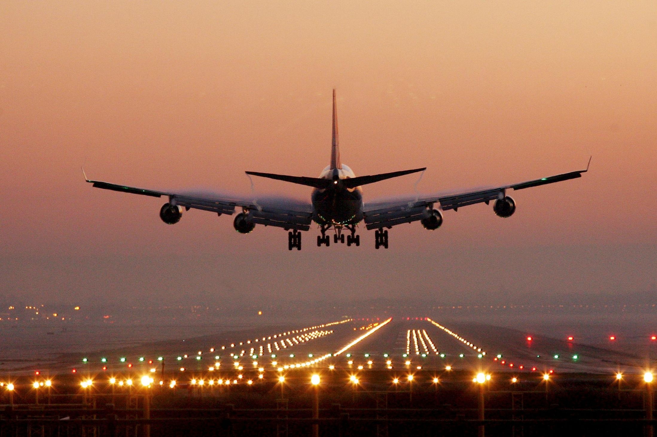افزایش پروازهای فرودگاه بین‌المللی بیرجند