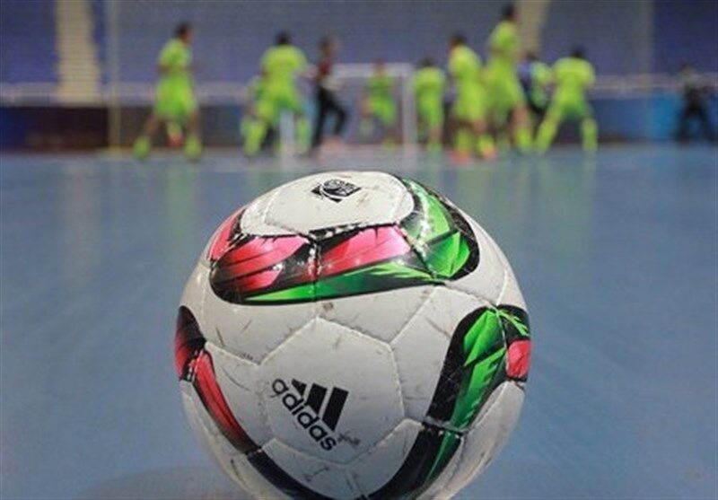 فولاد سیرجان ایرانیان در لیگ دسته یک فوتسال تیم داری می‌کند