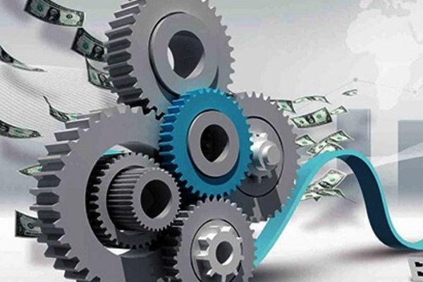 تولید و صنعت در کنار رعایت اصول بهداشتی مقابله با کرونا باید فعال باشد