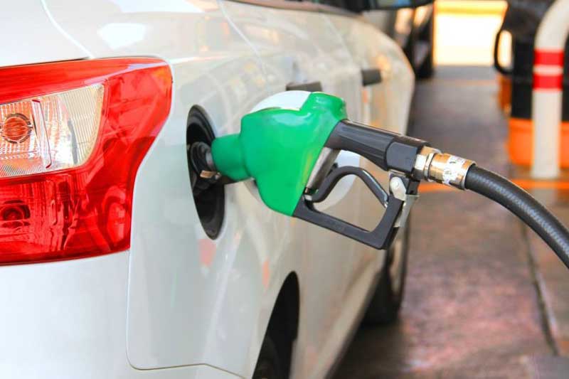 بازخوانی دو طرح بنزینی