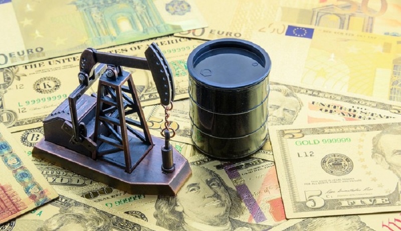پیش‌بینی درآمد ۳۶ میلیارد دلاری نفت و گاز در بودجه ۱۴۰۰