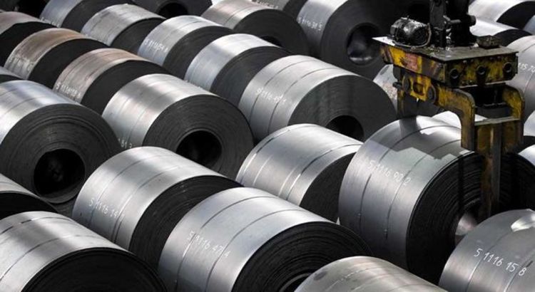 رشد ۵ درصدی تولید فولاد در چین