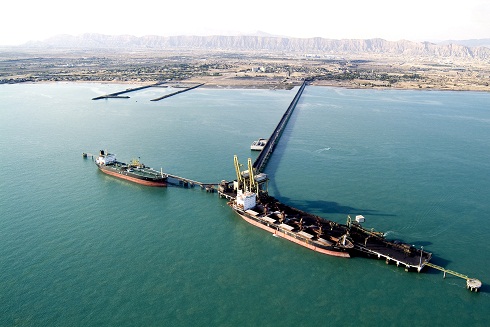 خلج طهرانی: عملیات تخلیه ۴۵ هزار واگن مواد معدنی فولادسازان در منطقه اقتصادی خلیج فارس