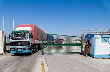 جهانگیری: واردات و صادرات مرز "باشماق" مریوان در اقتصاد کشور تاثیرگذار است