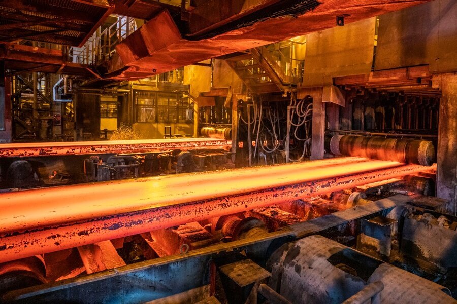 تداوم پشتیبانی فولاد مبارکه از تولیدکنندگان پایین دستی صنعت فولاد در سال ۱۴۰۰