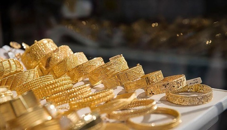 قیمت طلا امروز یکشنبه ۲۶دی ۱۴۰۰/ طلا هم در مسیر نزولی