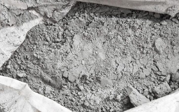 فروشندگان مصالح ساختمانی اتمام موجودی سیمان را اعلام کنند