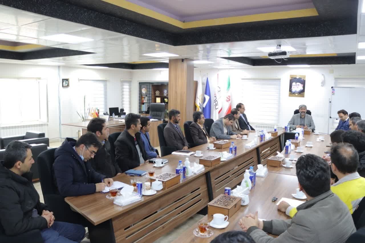 بازدید رئیس کل دادگستری آذربایجان غربی در چهارمین برنامه سفر کاری خود به تکاب از معدن طلای زرشوران
