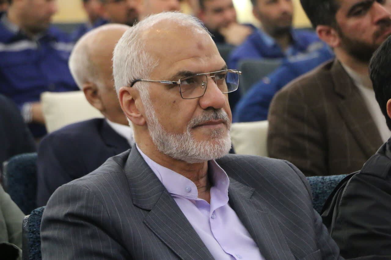 کشور باید به اوج تولید برسد تا نیاز خارجی نداشته باشیم/ سرمایه‌گذاری‌ها در پائین دست فولاد انجام شود