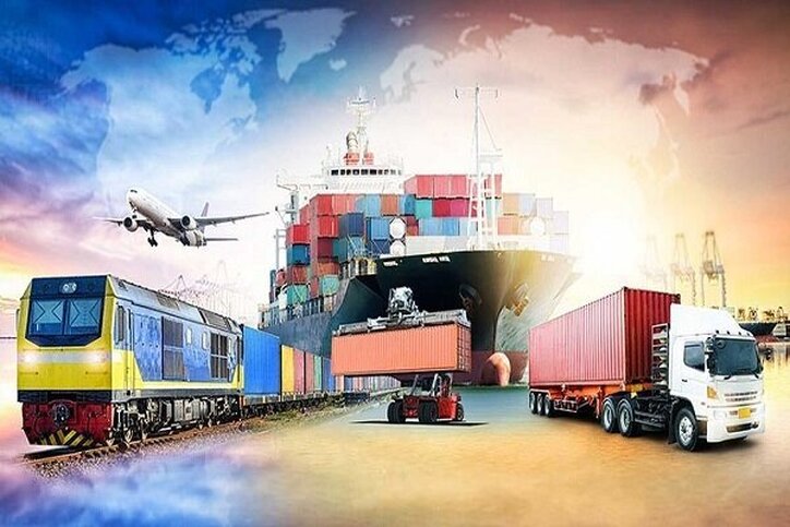 واردات کالا‌هایِ خارجی مشابه تولیدِ داخل همچنان ممنوع است