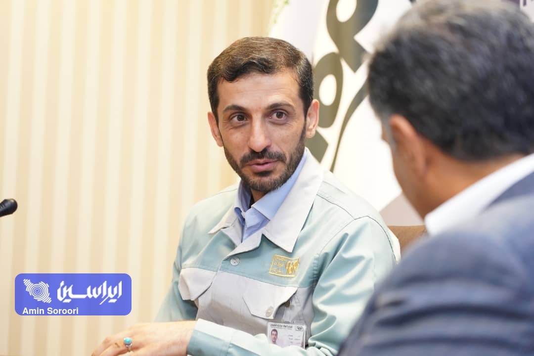 تفاهم‌نامه همکاری بین بانک تجارت و شرکت فولاد مبارکه به امضا رسید