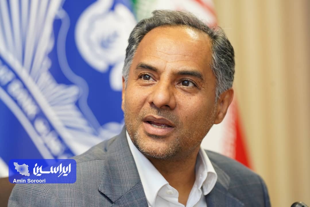 تفاهم‌نامه همکاری بین بانک تجارت و شرکت فولاد مبارکه به امضا رسید