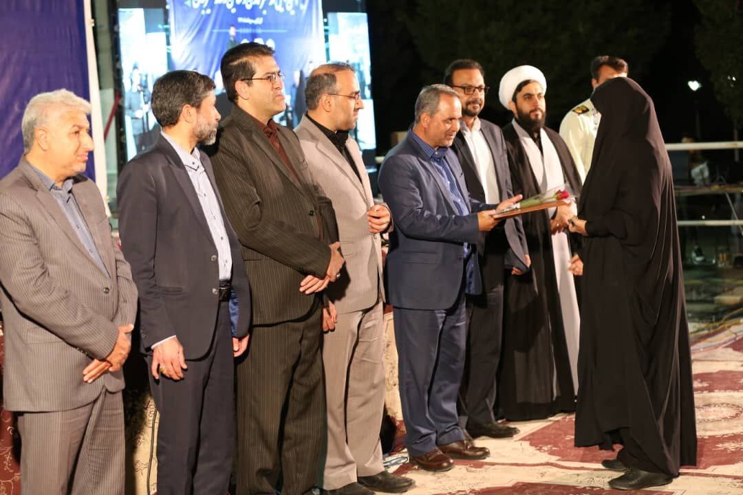 از خبرنگاران و فعالین رسانه سیرجان تجلیل شد