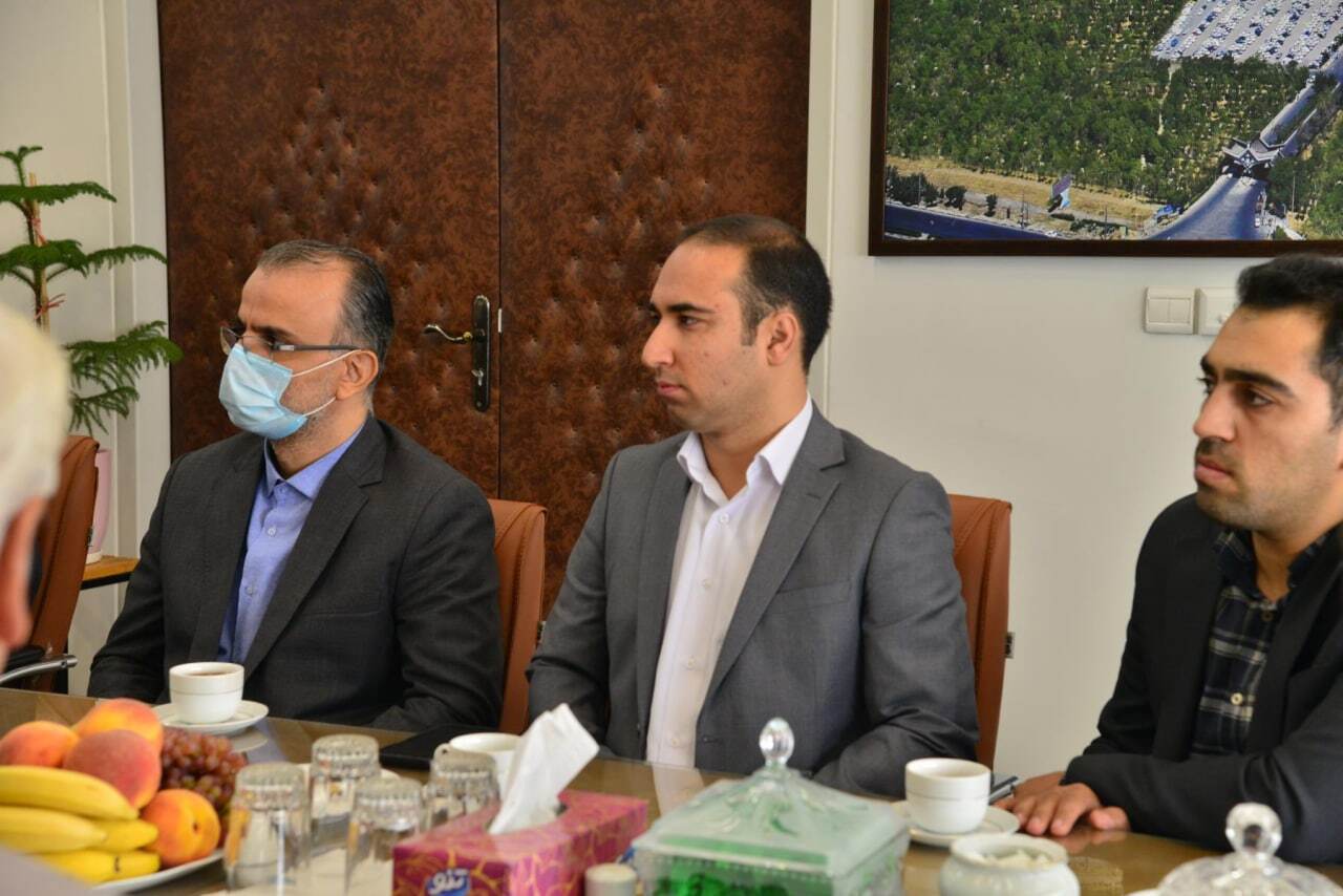 بازدید نمایندگان سازمان بورس از خطوط تولید شرکت آلومینیوم ایران