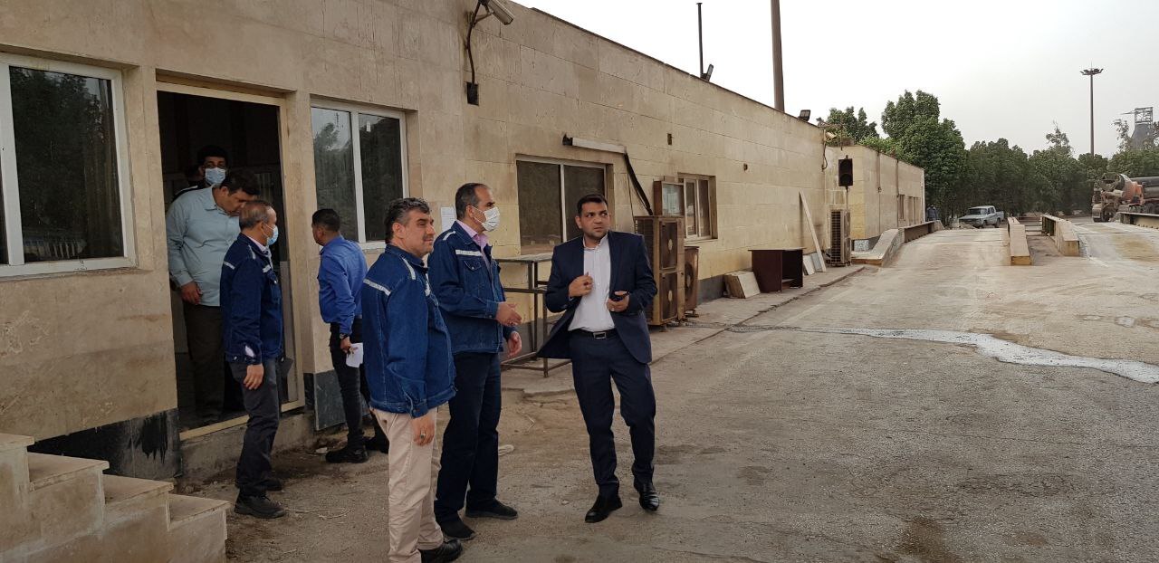 بازدید معاون منابع انسانی و امور اجتماعی از پروژه احداث اتاق کنترل ورود و خروج کالا از درب شماره ۲ شرکت فولاد خوزستان