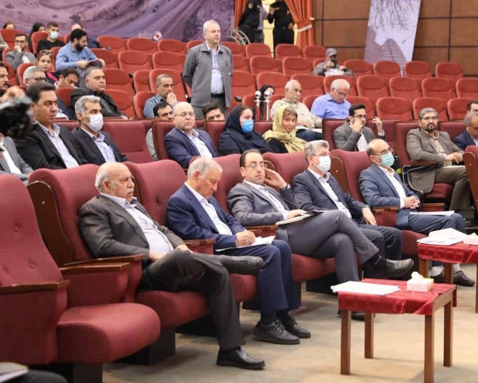 تقسیم ۴۰۰۰ ریال سود به ازاء هر سهم/ سهامداران «کگهر» دست پر از مجمع برگشتند