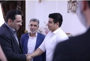 دیدار مدیرعامل مجتمع فولاد غدیر نی ریز با خانواده چند تن از شهدا در آستانه سال جدید