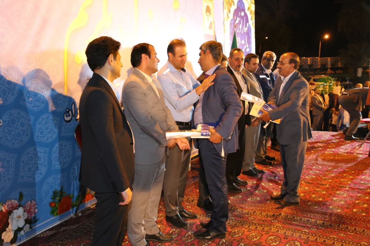 مراسم تکریم و تجلیل از بازنشستگان سال ۱۴۰۱ گروه ملی صنعتی فولاد ایران برگزار شد