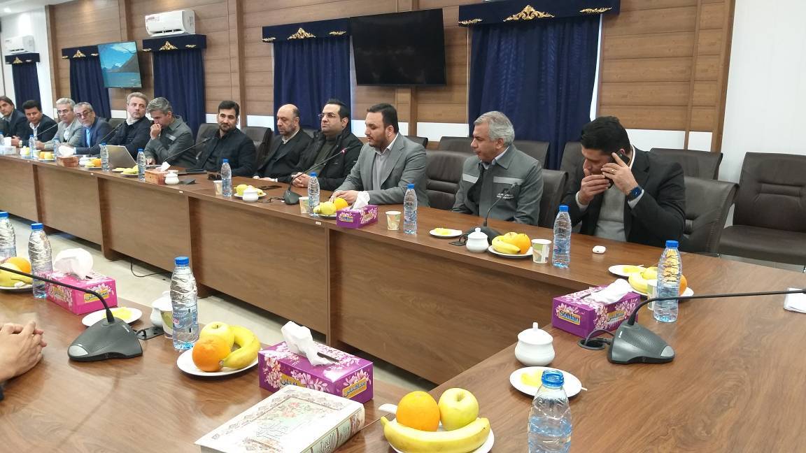 با رویکرد فرابخشی باید برای رفع مشکل فولاد گهر فرزانگان پارس تلاش مجدانه شود
