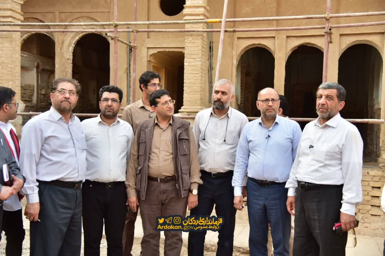 بازدید وزیر میراث فرهنگی، گردشگری و صنایع دستی از مجموعه تاریخی پردیسان اردکان